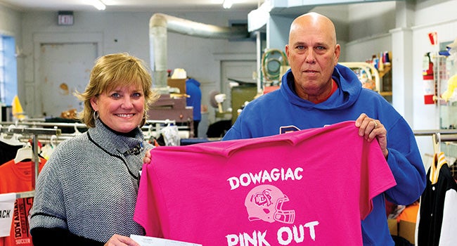 Dowagiac Business Donates To Local Cancer Fundraiser - Leader Publications Leader Publications